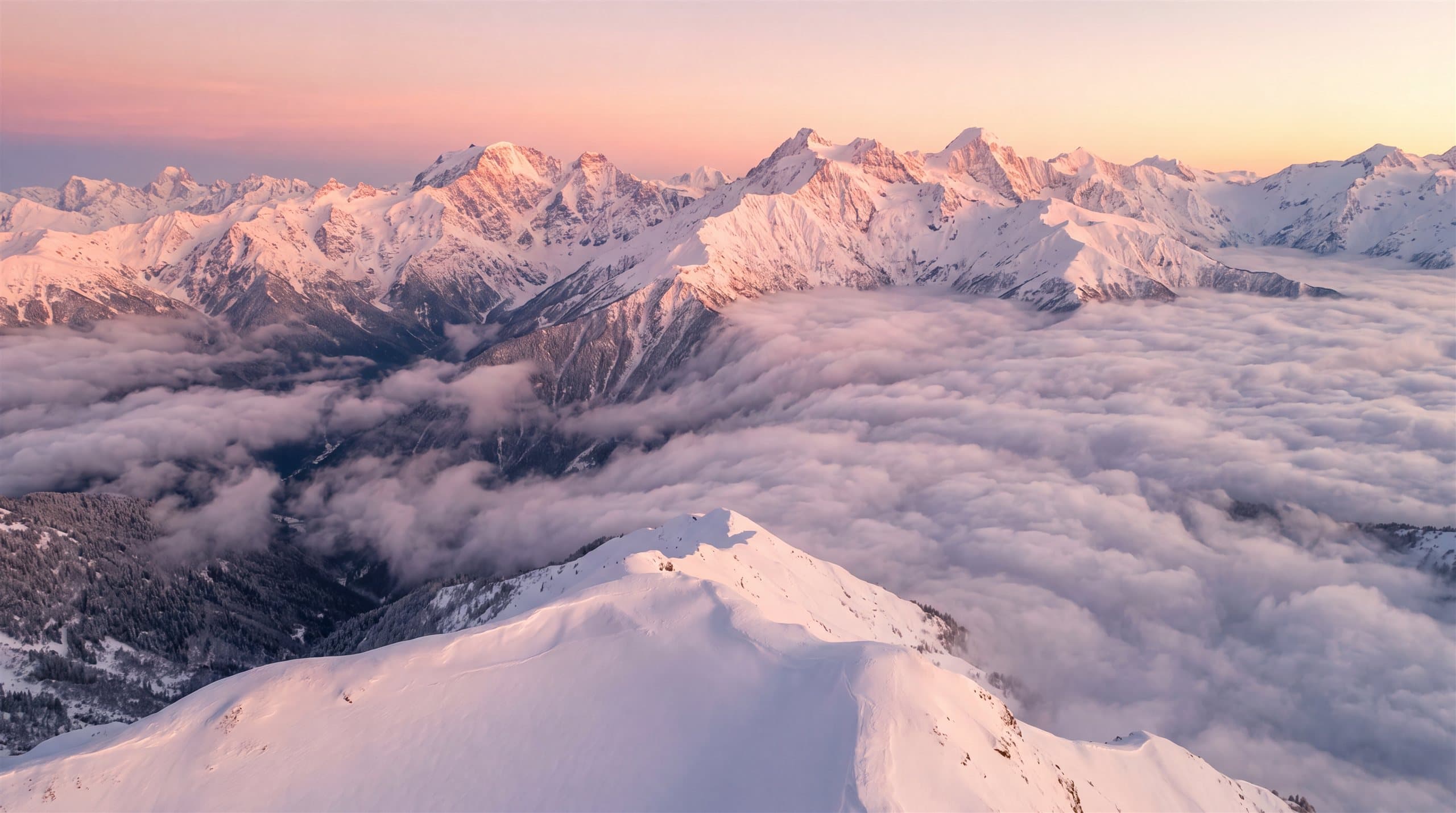 When to ski Gudauri: the season month by month