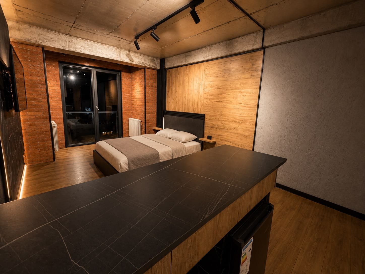 Rustic Farmhouse Studio Apartment, Block F3