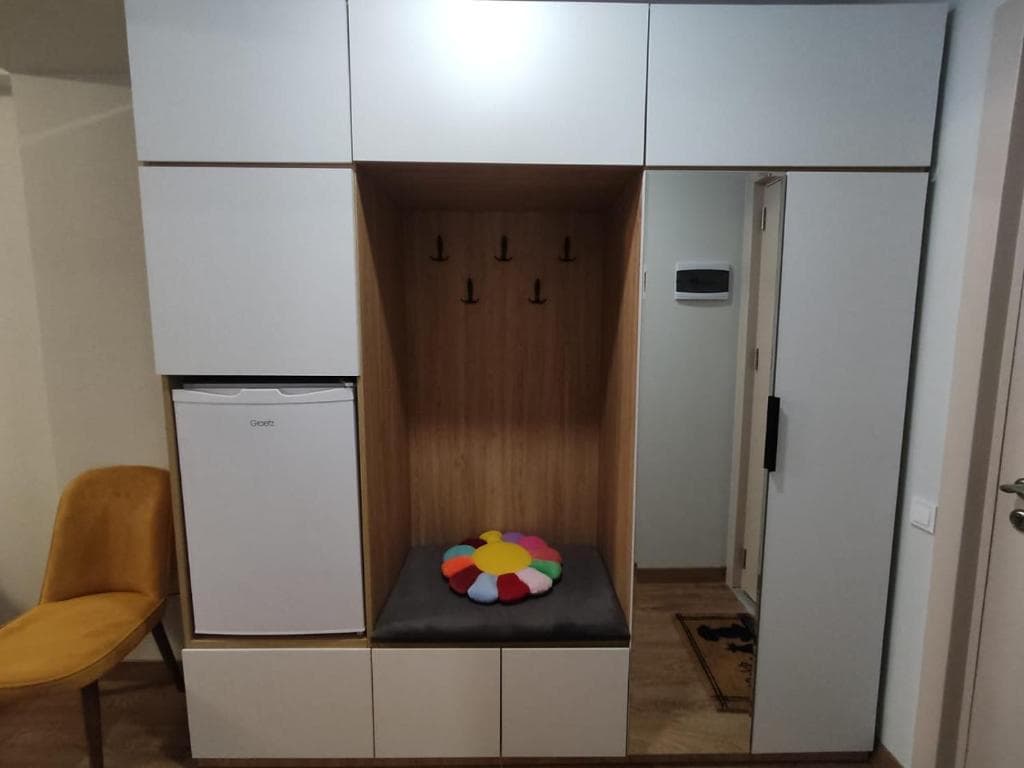 First-Floor Studio, Block F4